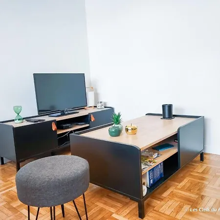 Bel Appartement, 2 Chambres, Proche Gare Et Centre Ville, A Pied Appartamento