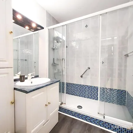 Apartment Bel Appartement, 2 Chambres, Proche Gare Et Centre Ville, A Pied